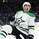 Robertson, Oettinger lead Stars past Islanders 2-1 in SO