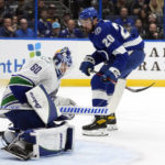 Stamkos gets 499th goal, Lightning beat Canucks 5-4