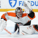Carter Hart makes 30 saves as Flyers defeat Red Wings 2-1
