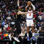 Knicks get 1st win in Canada since '15, beat Raptors 112-108