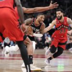 Blazers lose 7th straight on road, Raptors win 117-105