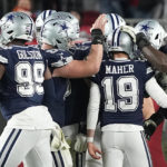 Prescott outshines Brady, Cowboys dominate Buccaneers 31-14
