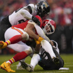 Chiefs, led by hobbled Mahomes, beat Jags 27-20 in playoffs