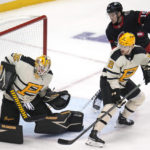 Jarry makes 46 saves in return, Penguins top Senators 4-1