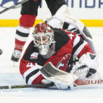 Hamilton scores in OT to give Devils 2-1 win over Penguins