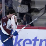 Raddysh scores in third as Blackhawks beat Avalanche 3-2