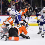 Tavares, Marner lead Maple Leafs to 6-2 win over Flyers