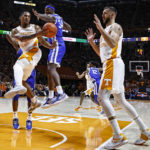 Calipari, Kentucky silence doubters, beat No. 5 Tennessee