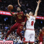 Mitchell scores 71 points, Cavs beat Bulls 145-134 in OT