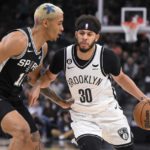 Johnson hits career-high 34, Spurs top Nets, end 5-game skid
