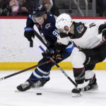Wheeler, Jets send Coyotes to ninth straight loss 2-1
