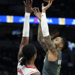 Edwards scores 44; Wolves hand Rockets 13th straight loss