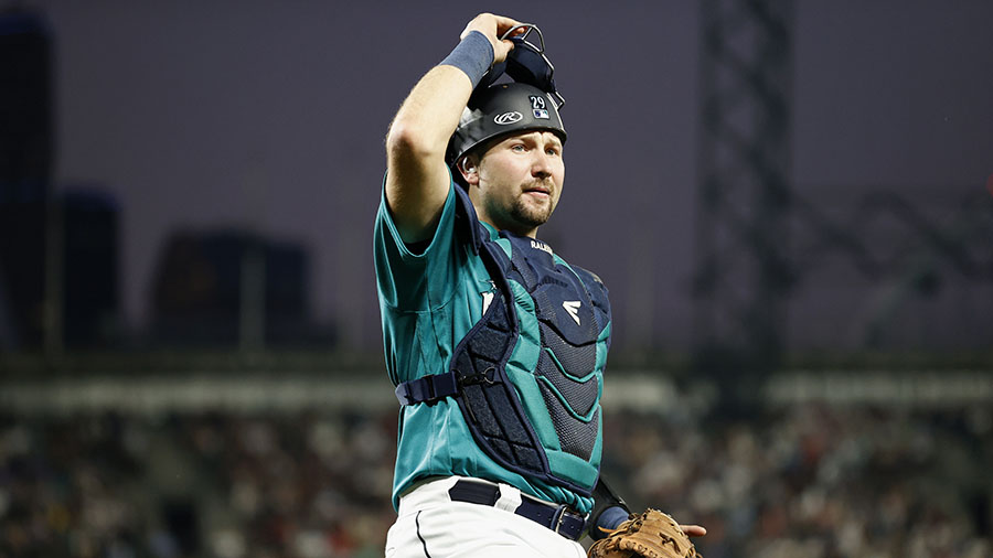 Mariners' Cal Raleigh: 'Pretty disgusting the kind of stuff' pitching staff  has - Seattle Sports