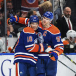 Oilers star Connor McDavid scores twice, reaches 800 points