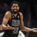 Young's buzzer-beating jumper lifts Hawks past Nets 129-127