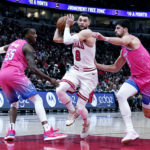 DeRozan, LaVine combine for 56, Bulls zoom past Wizards