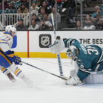Skinner scores game-winner, Sabres beat Sharks 4-2