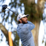 Homa feeling at home and leads at Riviera as Tiger makes cut