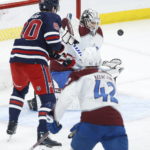 Avalanche blitz Jets early, win 5-1 for 4th straight
