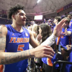 Florida upends No. 2 Tennessee 67-54 behind Colin Castleton
