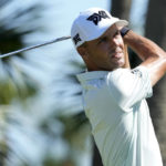 Kirk battles, takes 2-shot lead into final round at Honda