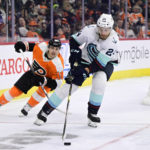 Schwartz scores twice to lead Kraken past Flyers