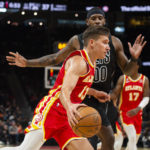 Young's buzzer-beating jumper lifts Hawks past Nets 129-127