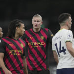 Kane's milestone goal gives Tottenham win, helps Arsenal too