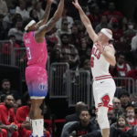 DeRozan, LaVine combine for 56, Bulls zoom past Wizards