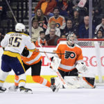 Duchene's OT goal lifts Predators over Flyers, 2-1