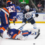 Holmstrom, Sorokin lead Islanders to 2-1 win vs. Jets