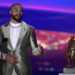 Prescott pays tribute to late mother while accepting award