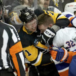 Islanders rally in the third to stun Penguins, 4-2