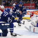 Bunting scores twice, Leafs down Canadiens 5-1