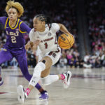No. 1 Gamecocks stay perfect in showdown win over No. 3 LSU