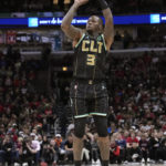 Dosunmu, White lead way as Bulls beat Hornets 114-98