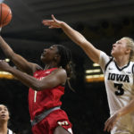 Caitlin Clark scores 42, No. 6 Iowa tops No. 8 Maryland