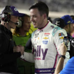 Bowman, Larson give Hendrick sweep of front row at Daytona