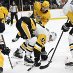 Zucker's late goal leads Penguins over Predators 3-1