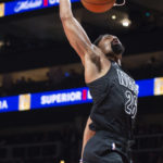 Young's buzzer-beating jumper lifts Hawks past Nets 129-127