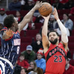 VanVleet has 32 as Raptors get 117-111 win over Rockets