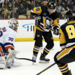 Islanders rally in the third to stun Penguins, 4-2