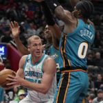 Bey hits late 3-pointer to help Pistons beat Hornets 118-112