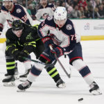 Last-place Jackets beat struggling West-leading Stars 4-1