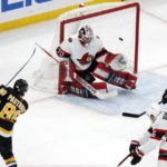 Bruins win 4th straight; Pastrnak nets 2 to pass 40 goals