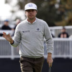 Homa feeling at home and leads at Riviera as Tiger makes cut