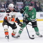 Tyler Seguin's shootout goal gives Stars 3-2 win over Ducks