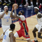 James closes on NBA scoring record, Lakers fall to Pelicans