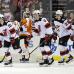 Mercer extends goal streak to 6 games, Devils roll Flyers