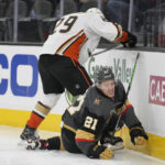 Golden Knights score 5 goals in 3rd period, beat Ducks 7-2